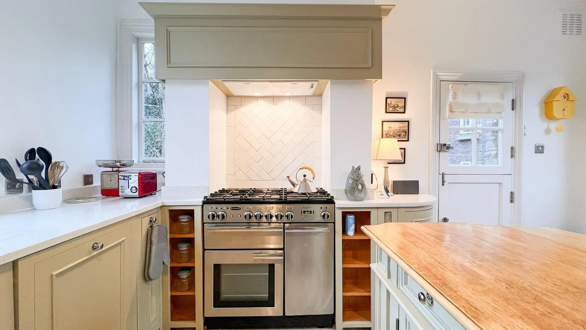Charming Historic 3Br Home - Steps To Greenwich Park - Cutty Sark & Royal Observatory London Apartment